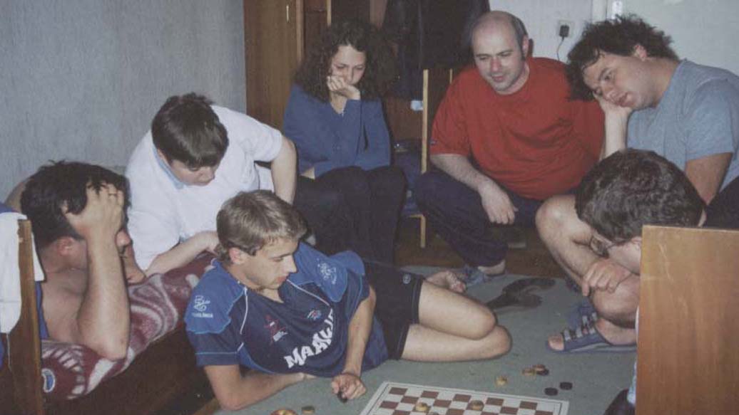 У Кам'янському вперше в Україні було створено професійну команду шашкістів «Кадима»