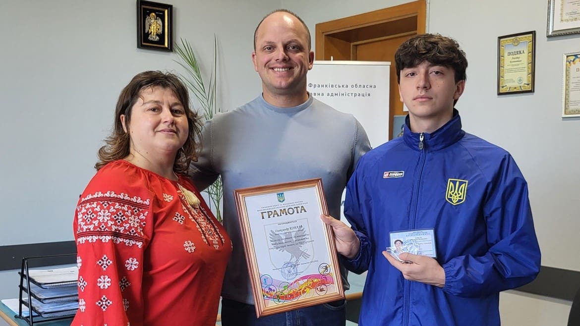 На Прикарпатті відзначили майстра спорту з шашок Олександра Коваля