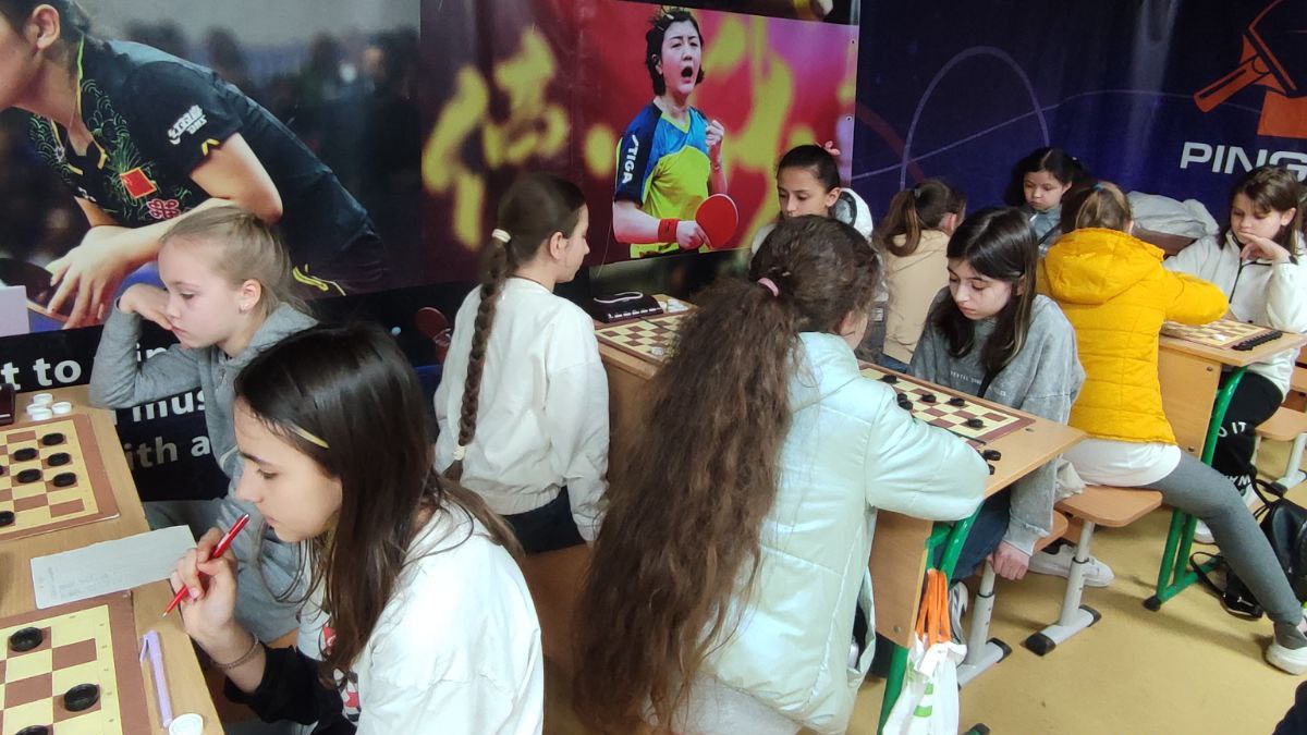 М.Колєсніков, Т.Богуславський, А.Федорченко, Л.Порецький, В.Поросолова, М.Баркевич, C.Леневич, В.Савінський, А.Сас, Я.Радченко, З.Храпунова стали чемпіонами України – 2025 з шашок-64 (швидка гра) серед молоді