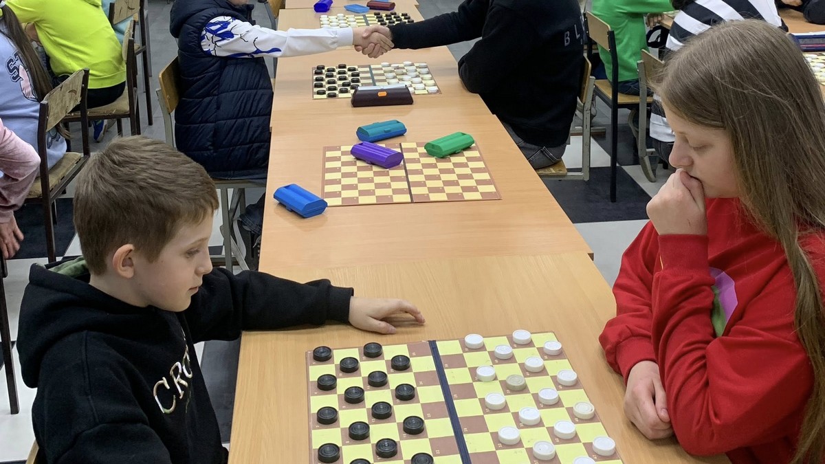 Вінниця провела чемпіонат міста серед дітей та дорослих з шашок-100