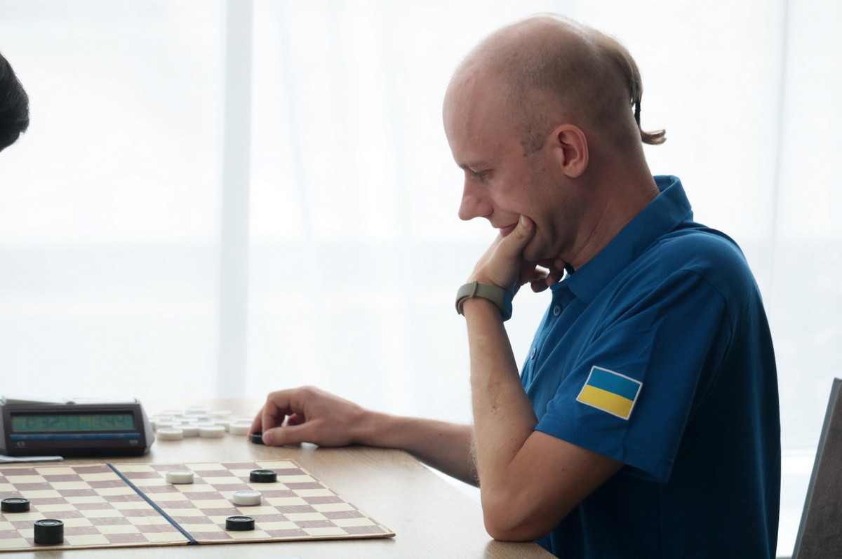 Юрій Анікєєв та Артем Іванов не поїдуть на чемпіонат світу з шашок-100