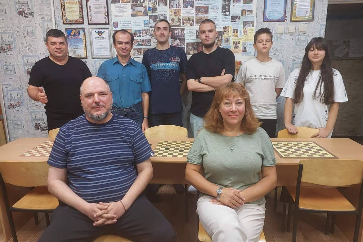 Учасники Кубку Запоріжжя з шашок-100